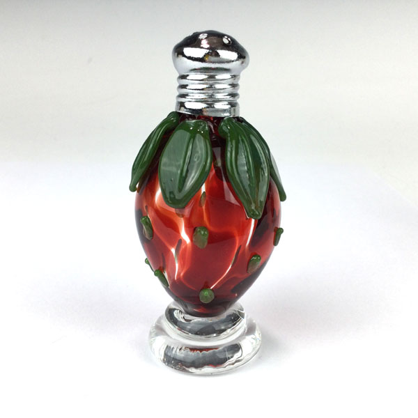 Strawberry Picnic Salt and Pepper Shakers - Image 2